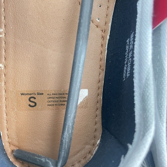 NFL LA Rams Espadrille Flats Foco Women's Blue/Grey- Size Small 5/6 NWT - Picture 5 of 6